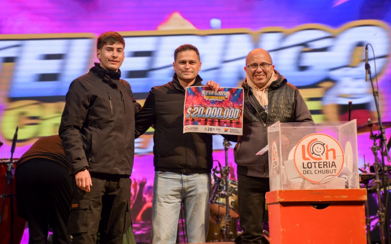 La T y La M y Aneley hicieron vibrar a más de 10 mil personas y el Telebingo entregó $20 millones en 28 de Julio